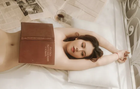 Erotic, look, girl, pose, tea, bed, hands, dictionary