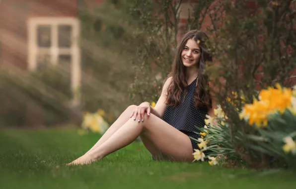 Picture joy, smile, legs, Like Kristin