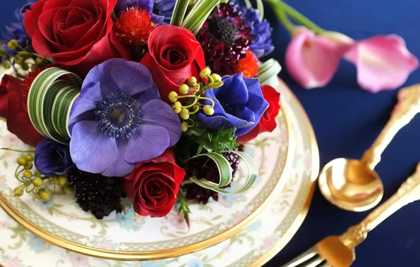 Bouquet, plate, serving