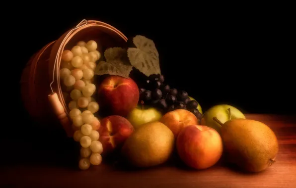 Apples, grapes, fruit, still life, peaches, pear