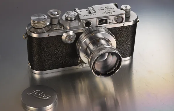 Picture background, camera, Leica IIIa