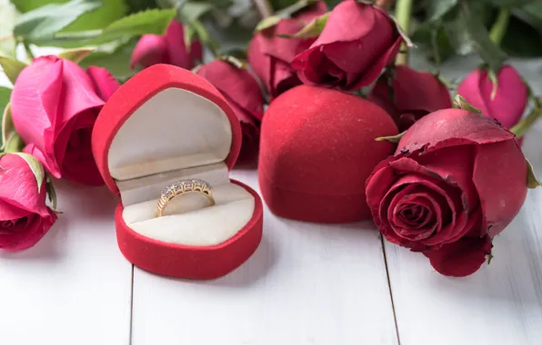 Picture holiday, roses, ring, box