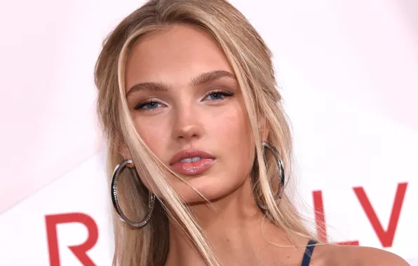 Look, model, portrait, photoshoot, hair, Victoria’s Secret, Romee Strijd, Romy Strayed