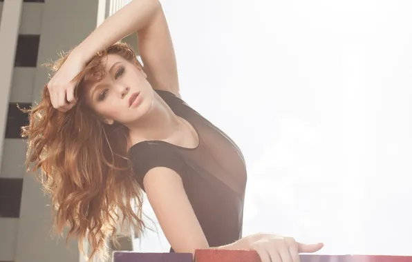 Picture GIRL, LOOK, MODEL, The BUILDING, REDHEAD, LEANNA DECKER
