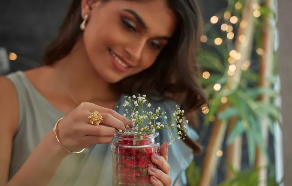 Flowers, Girl, India, Smile, India, Jewellery, Wedding dress, Jewelry