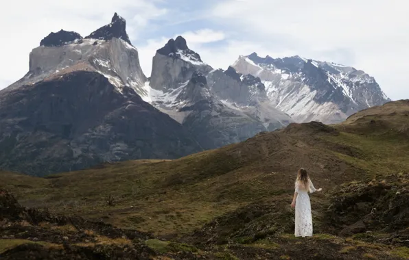 Picture girl, mountains, white dress