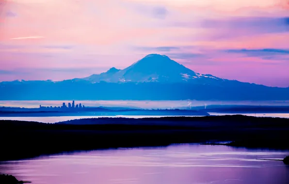 The city, mountain, lake, Tiny City, Giant Peak, North Seattle