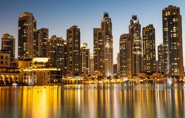 Picture Dubai, United Arab Emirates, Golden Reflections