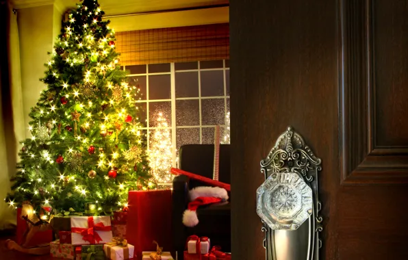 Picture snowflakes, lights, room, chair, window, The door, gifts, tree