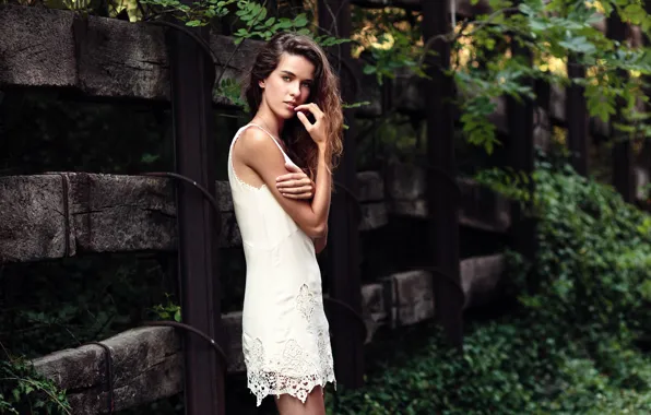 Picture dress, the beauty, Lonely Stranger