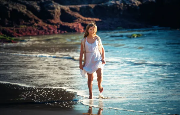 Wallpaper surf, girl, walk, Edie Layland, Splash Fun