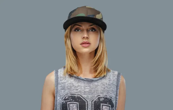 Picture blond, female, positive, portrait, baseball cap