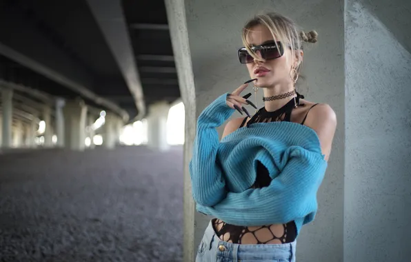 Girl, bridge, pose, hand, glasses, blonde, claws, sweater
