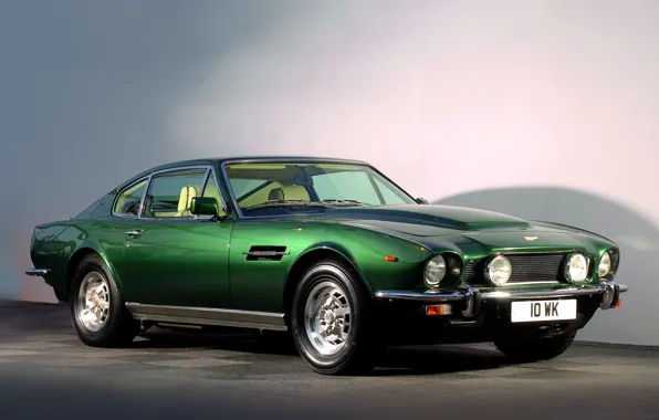 Picture green, aston martin, vantage, 1977