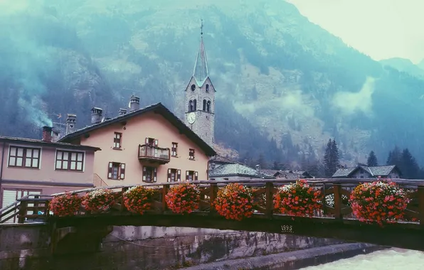 Flowers, bridge, building, Italy, Italy, Valle d'aosta, Gressoney-Saint-Jean, Aosta Valley