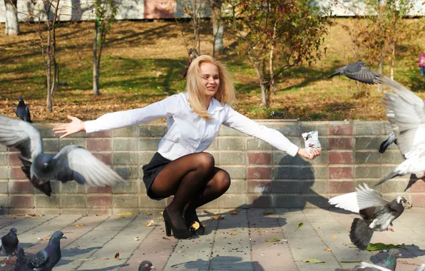 Hot girl, trees, park, birds, outside, sexy woman, posing, Talia