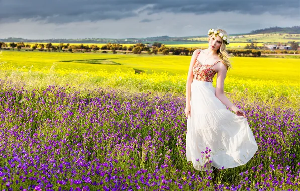 Field, summer, girl