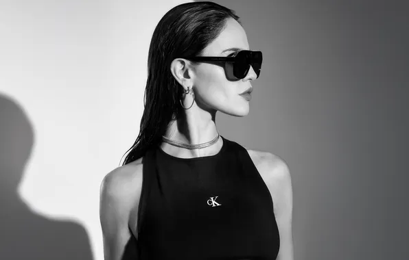 Look, pose, actress, black and white, singer, in white, hair, Eiza Gonzalez