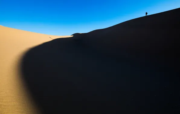 The sky, people, dunes