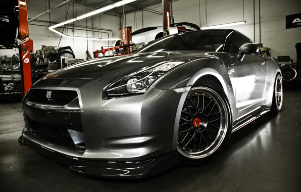 Nissan, GT-R, Car service