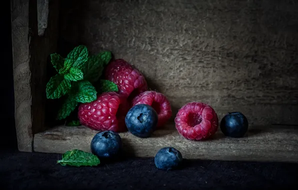 Berries, raspberry, box, blueberries
