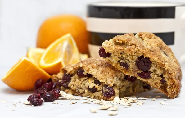 Picture berries, oranges, cranberry, oatmeal cookies