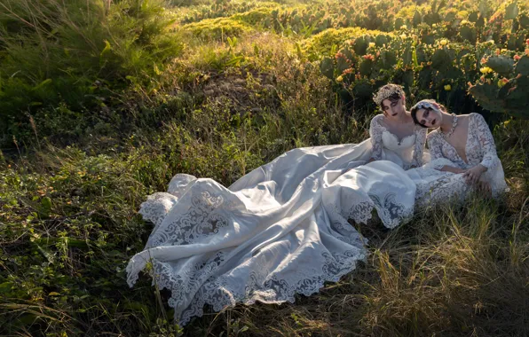Grass, pose, style, mood, cacti, two girls, model, wedding dress
