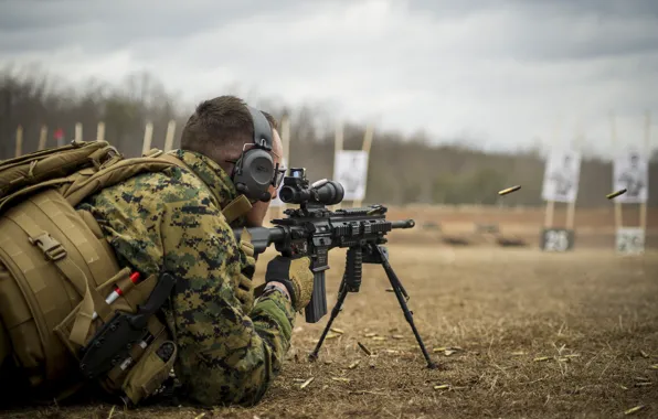 Soldiers, M27, United States Marine Corps