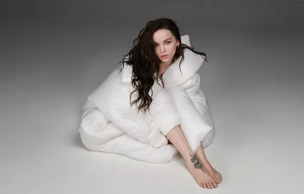 Look, pose, makeup, actress, brunette, tattoo, singer, hair
