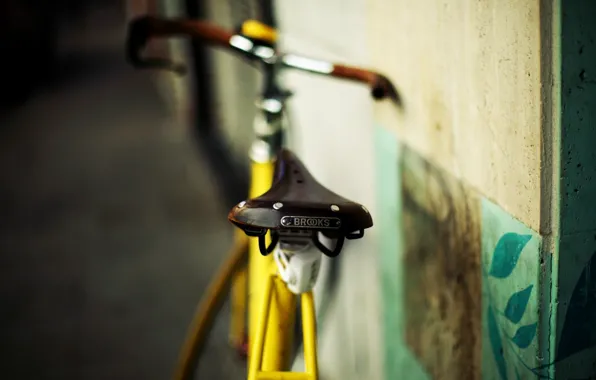 Yellow, bike, the city, background, stay, widescreen, Wallpaper, sport