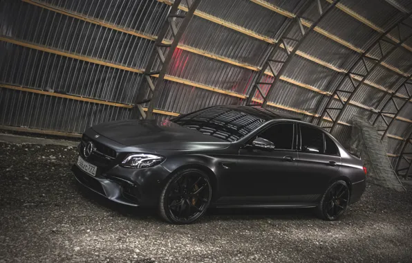 Hangar, mercedes, Mercedes, e63, AMG, mercedes amg, Mercedes AMG, Ingushetia