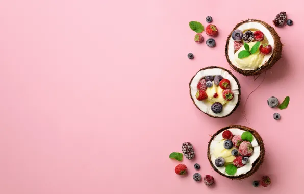 Picture berries, ice cream, dessert, coconut
