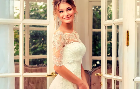 Picture flowers, smile, mood, bouquet, makeup, dress, hairstyle, brown hair