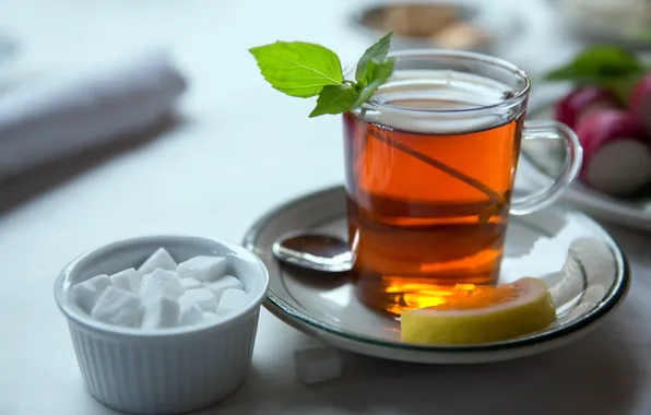 Lemon, tea, sugar