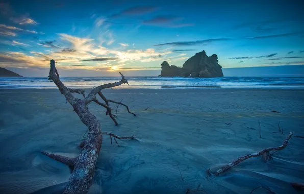 Picture sea, the sky, clouds, sunset, rock, horizon