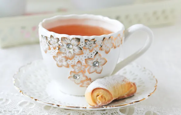 Tea, cookies, saucer