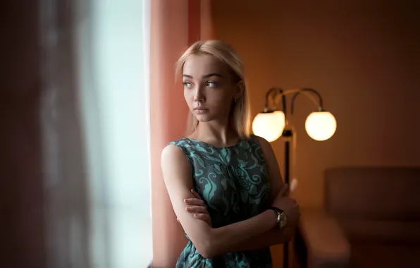 Picture dress, sponge, the beauty, curls, window, Maksimova Ludmila