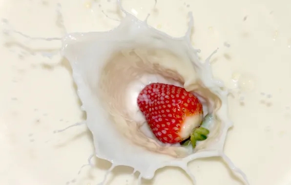 Picture splash, milk, strawberry, berry
