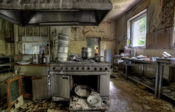 Kitchen, dishes, dining room