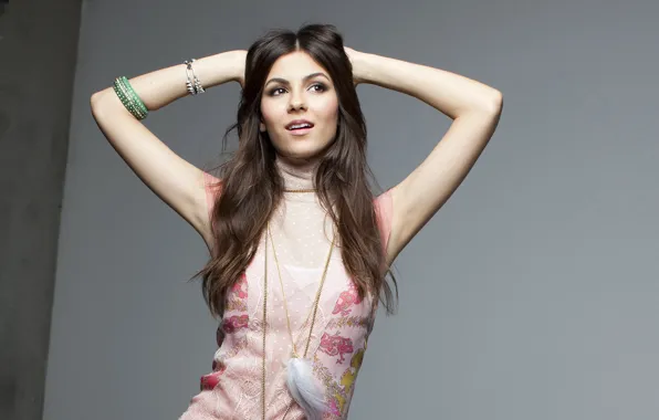 Picture girl, pose, hair, Victoria Justice
