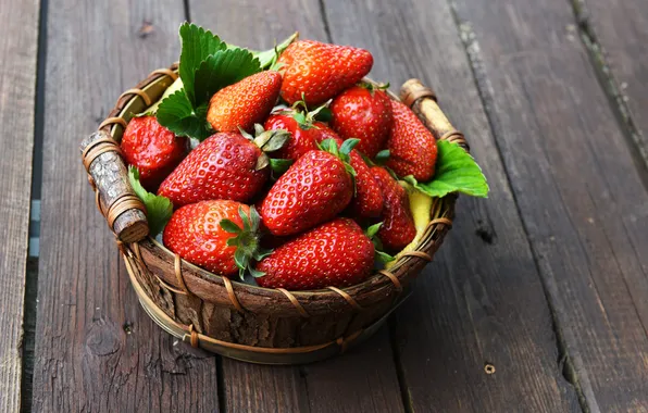 Berries, basket, strawberry, strawberry, fresh berries