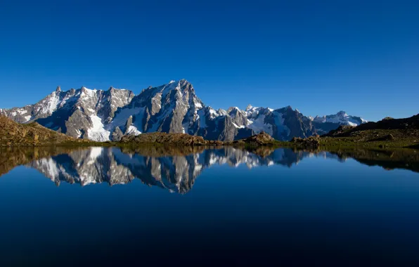 Picture mountains, lake, reflection, Alps, Italy