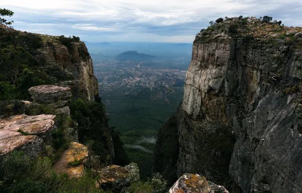 Picture rocks, Angola, 2200 m, Tundavale