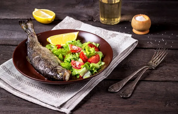 Picture lemon, fish, plate, tomatoes, fork, salad, salt