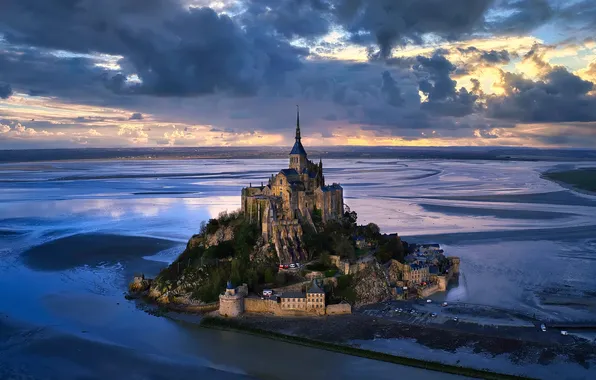 Water, France, Clouds, Mountain, architecture, structure, France, on the shore