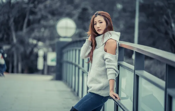 Look, pose, model, portrait, jeans, boots, makeup, hairstyle