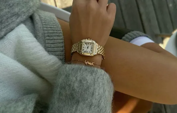 Girl, watch, chain, slender legs, a ring on your finger