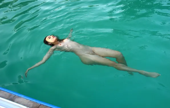 Chest, water, tummy, pool, nipples, Loboc, legs, hip