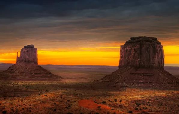 Picture desert, AZ, USA, USA, Arizona, monument valley, early in the morning
