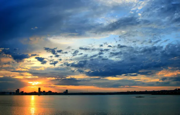 Picture the city, dawn, HDR, Kazan